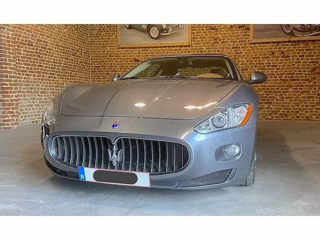 Maserati granturismo - afbeelding 18 van  21