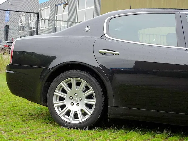 Maserati quattroporte 4.2 v8 duoselect - afbeelding 7 van  54