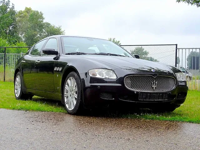 Maserati quattroporte 4.2 v8 duoselect - afbeelding 45 van  54