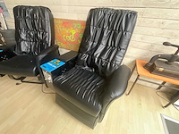 Massagefauteuil met muntmechanisme - afbeelding 1 van  7