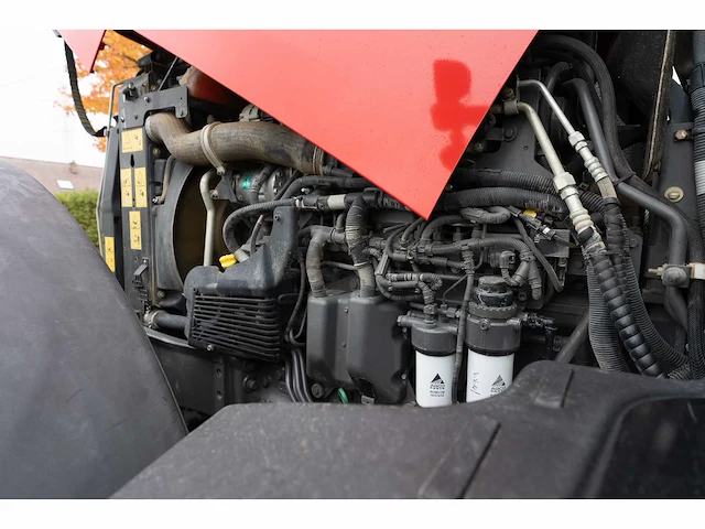 Massey ferguson - 7724 dyna 6 - 4-wheel drive tractor - afbeelding 4 van  42