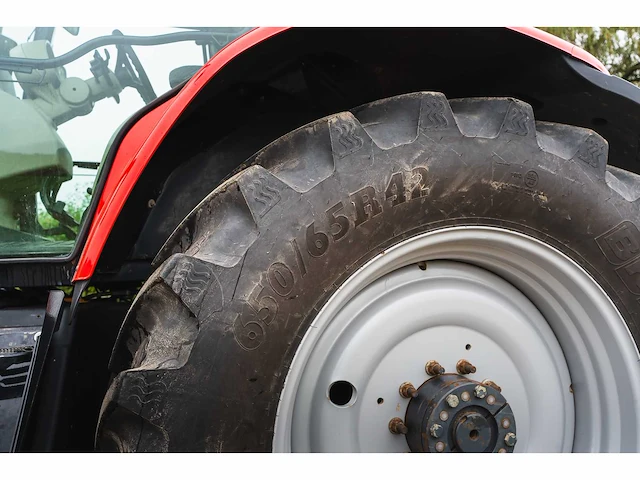 Massey ferguson - 7724 dyna 6 - 4-wheel drive tractor - afbeelding 11 van  42
