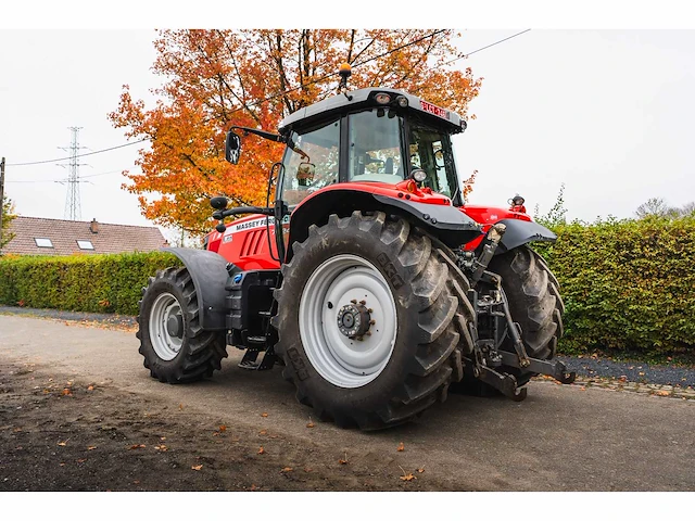 Massey ferguson - 7724 dyna 6 - 4-wheel drive tractor - afbeelding 40 van  42