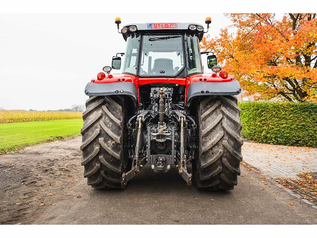 Massey ferguson - 7724 dyna 6 - 4-wheel drive tractor - afbeelding 41 van  42