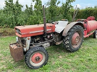 Massey ferguson 135 oldtimer tractor - afbeelding 1 van  16