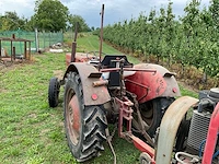 Massey ferguson 135 oldtimer tractor - afbeelding 11 van  16