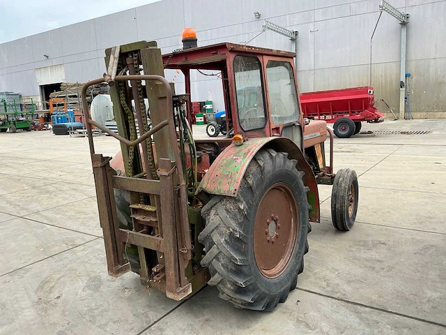 Massey ferguson 158-8e oldtimer tractor - afbeelding 6 van  11