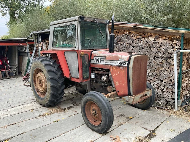 Massey ferguson mf-590 oldtimer tractor - afbeelding 16 van  22