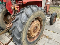 Massey ferguson mf-590 oldtimer tractor - afbeelding 21 van  22