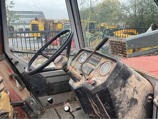 Massey ferguson mf 699 4wd landbouwtractor - afbeelding 2 van  18