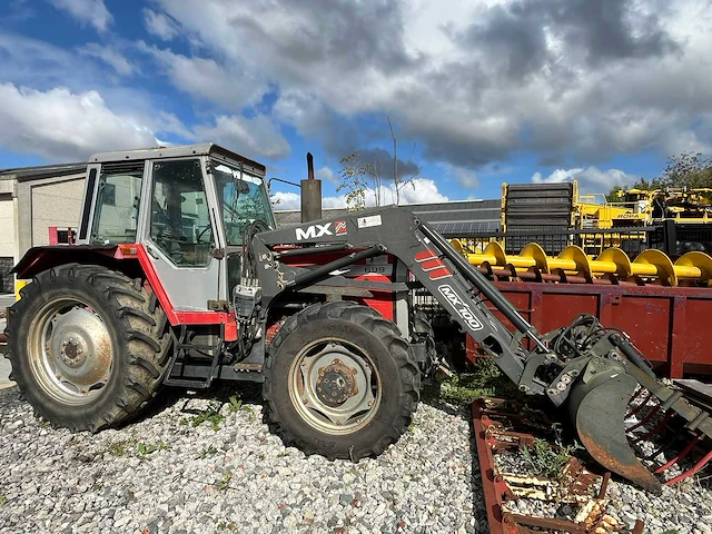 Massey ferguson mf 699 4wd landbouwtractor - afbeelding 13 van  18