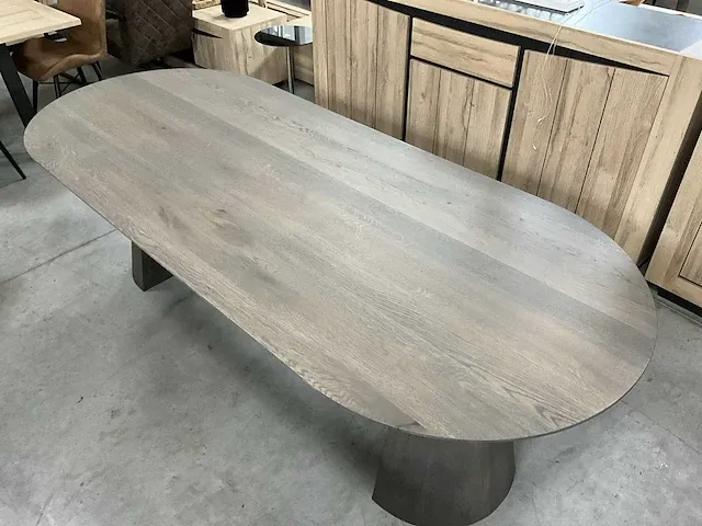 Massief eiken eetkamertafel - afbeelding 2 van  7
