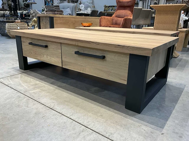 Massief eiken salontafel - afbeelding 1 van  4