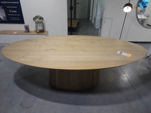 Massief eiken tafel - afbeelding 1 van  6
