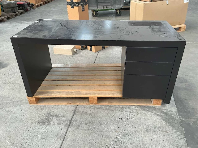 Massief houten bureau - afbeelding 1 van  16