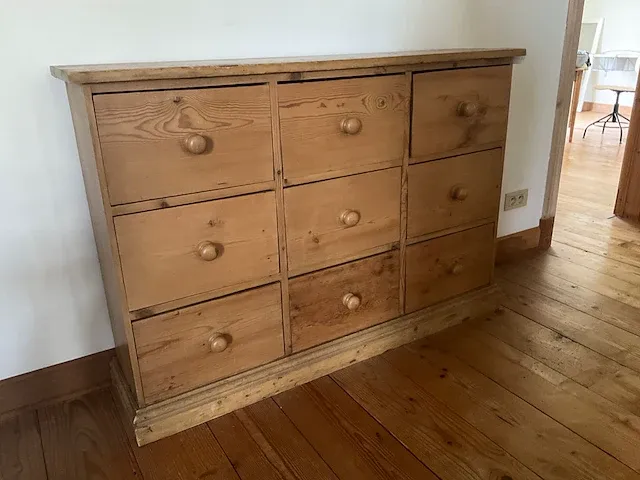 Massief houten ladenkast - afbeelding 1 van  6