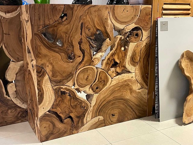 Massief wortelhouten / root wood salontafel 100cm x 100cm h42cm - afbeelding 1 van  1