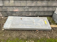 Massieve blauwe hardstenen dorpel - afbeelding 1 van  2