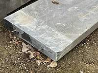 Massieve blauwe hardstenen dorpel - afbeelding 2 van  2