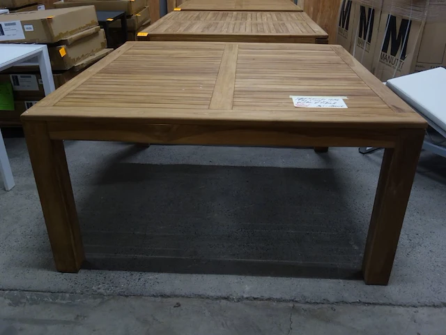Massieve teak tafel outdoor & indoor - afbeelding 1 van  7
