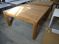 Massieve teak tafel - afbeelding 1 van  6