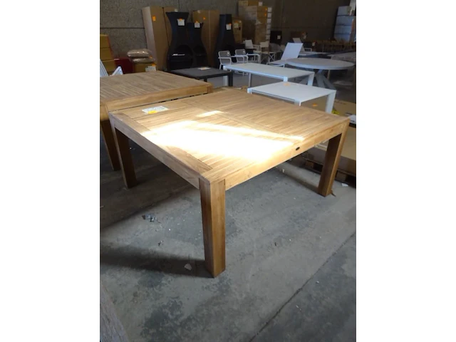Massieve teak tafel - afbeelding 2 van  6
