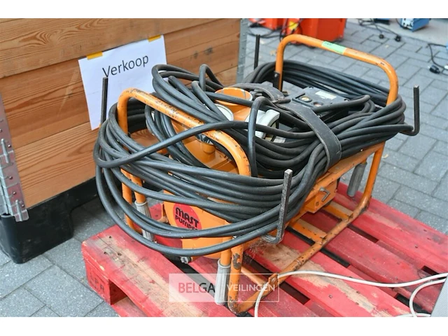 Mast waterpomp - afbeelding 1 van  7