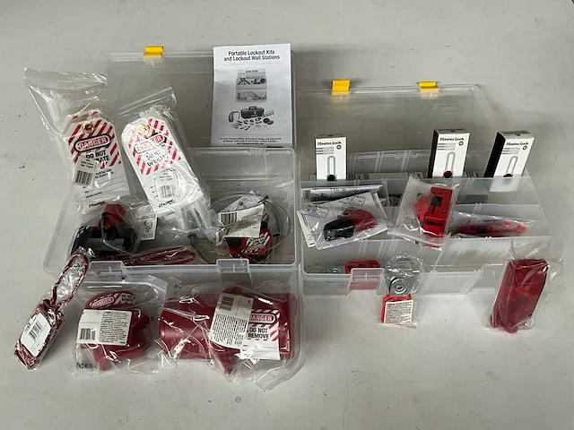 Master lock lockout kit in koffer - afbeelding 1 van  11