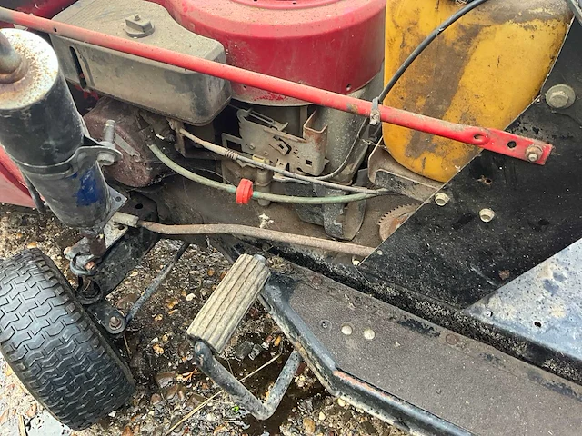 Mastercut 118t zitmaaier / tuintractor - afbeelding 5 van  15