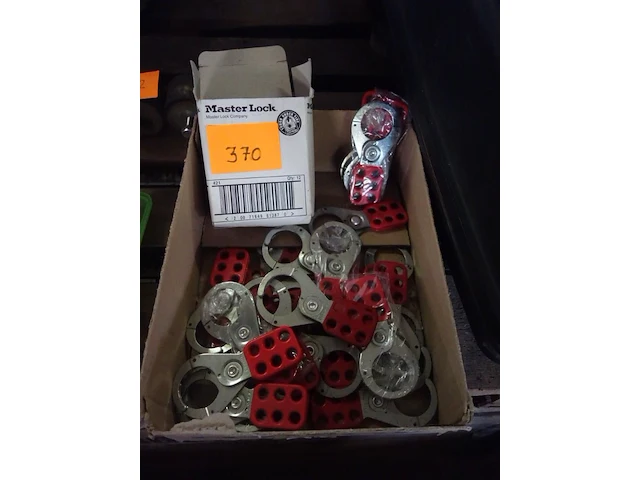 Masterlock hangslotenvermeerderaar (ongeveer 24 stuks) - afbeelding 1 van  1
