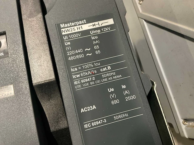 Masterpact nw35 h1 vermogensschakelaar - afbeelding 4 van  4