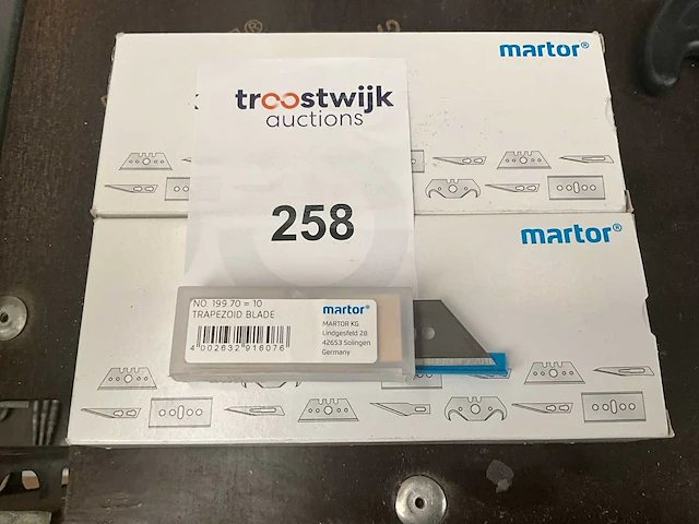 Matador. 199.70 trapeziummesjes,100 stuks. (2x) - afbeelding 1 van  2