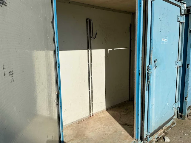 Materiaal container houten wanden. - afbeelding 3 van  5