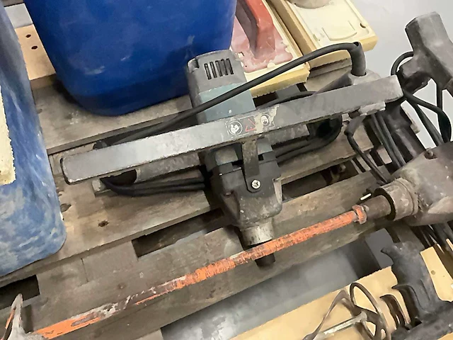 Materiaal voor vloerder - afbeelding 5 van  5