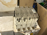 Materiaal - afbeelding 7 van  14