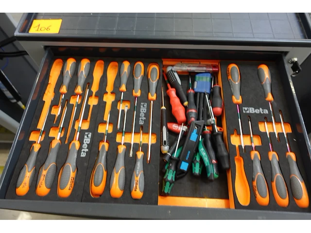 Materiaalkar beta + inhoud - afbeelding 4 van  11