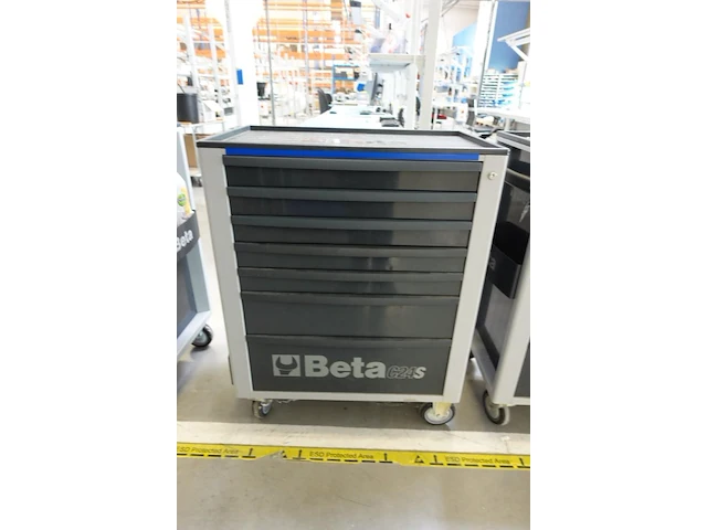 Materiaalkar beta + inhoud - afbeelding 1 van  10