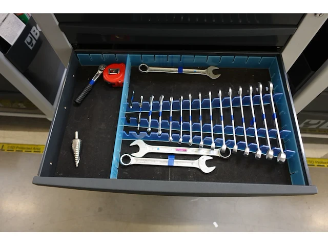 Materiaalkar beta + inhoud - afbeelding 5 van  10