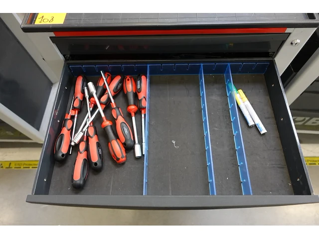 Materiaalkar beta + inhoud - afbeelding 5 van  11