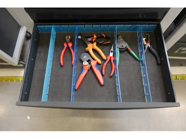 Materiaalkar beta + inhoud - afbeelding 7 van  11