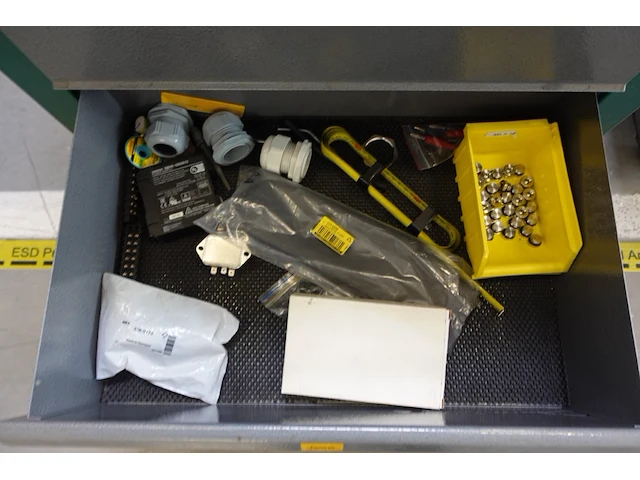 Materiaalkar stahlwille + inhoud - afbeelding 10 van  11