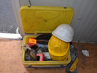 Materiaalkoffer met inhoud - afbeelding 2 van  3