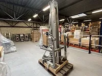Materiaallift mlc-12, nieuw