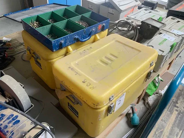 Materiaal/sorteerkoffers (3x) - afbeelding 1 van  4