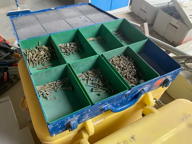 Materiaal/sorteerkoffers (3x) - afbeelding 3 van  4