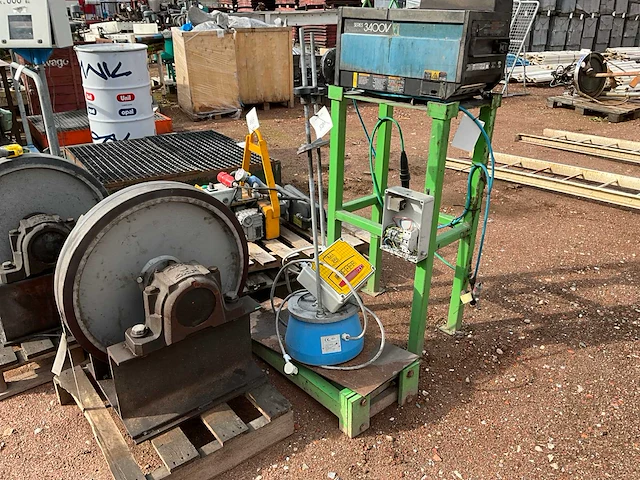 Matest a059-01 elektromagnetische zeefschudder - afbeelding 1 van  5