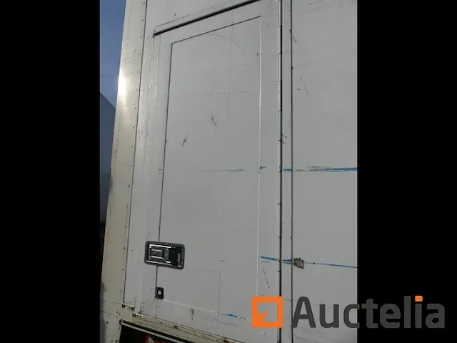 Matis:8521 - vrachtwagen met laadklep daf ae 55 lf5-12 - afbeelding 15 van  52