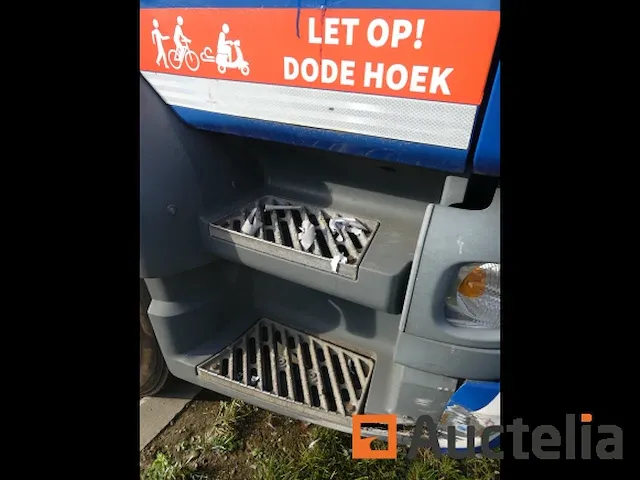 Matis:8521 - vrachtwagen met laadklep daf ae 55 lf5-12 - afbeelding 32 van  52