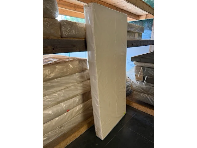 Matras nikkie 90x200 - afbeelding 1 van  1