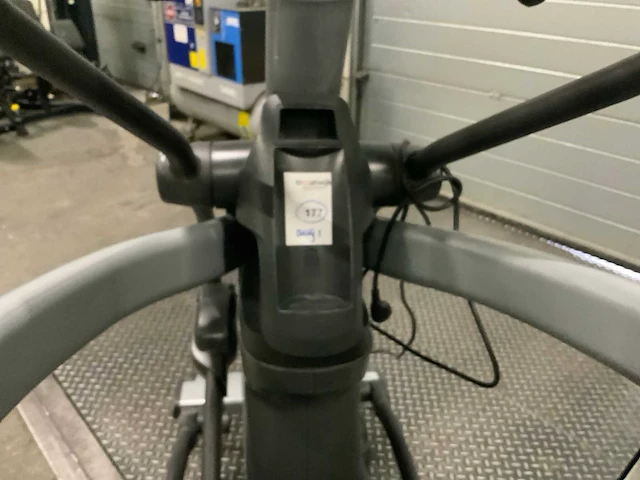Matrix - e5x - elliptical - crosstrainer - afbeelding 3 van  6